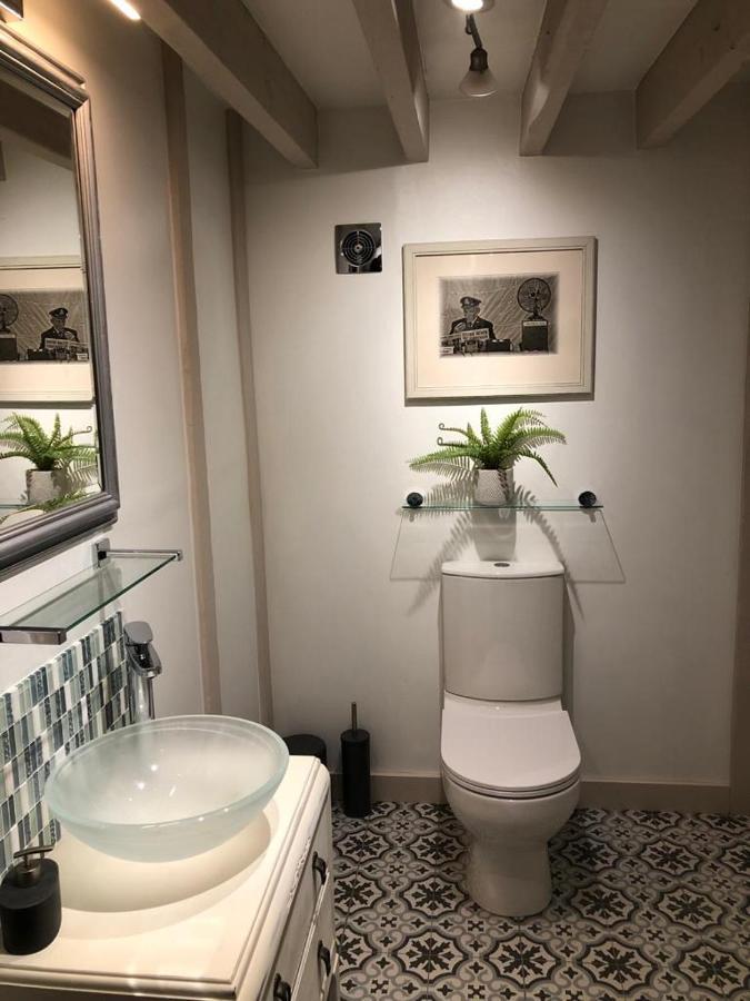 Beautiful Barn Conversion, 3 Bed, Hot Tub, Sauna, Gym, Enclosed Garden ライド エクステリア 写真